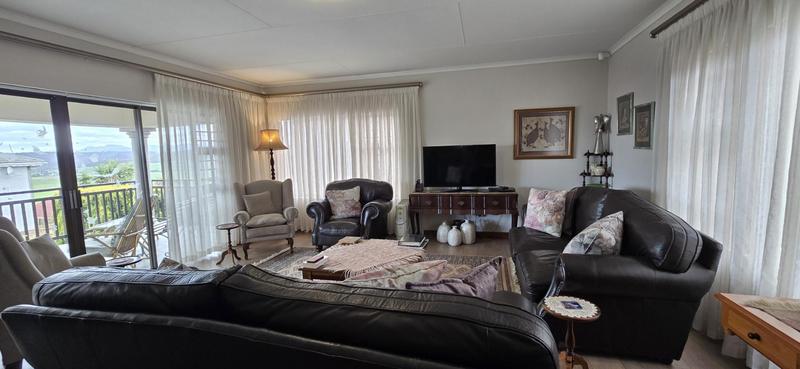 3 Bedroom Property for Sale in Fraaiuitsig Western Cape